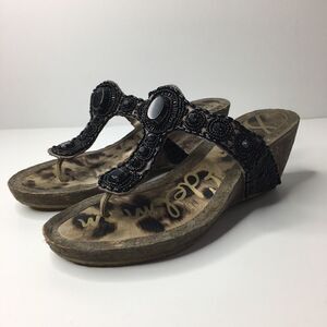 Sam Edelman sz 7.5 Sandal Thong Studded